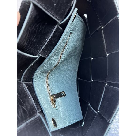 STELLA BIANCA Made In Italy Woven Pebbled Leather adjust Crossbody Handbag Blue - Picture 9 of 16